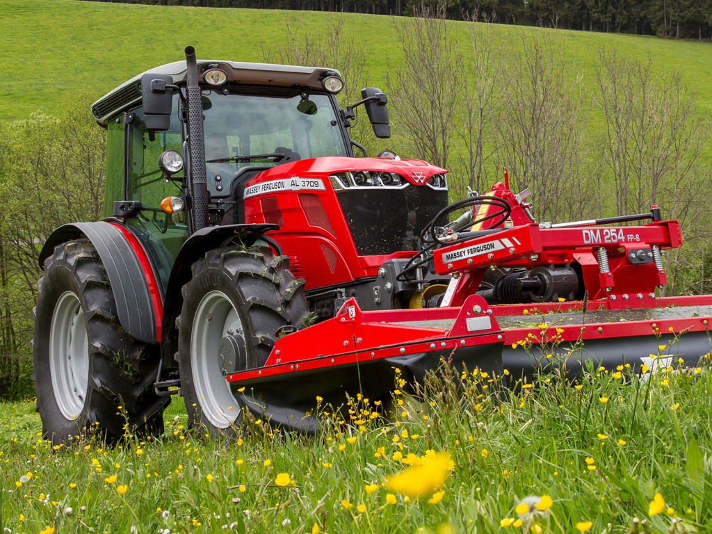 MasseyFerguson 3709 Alpine