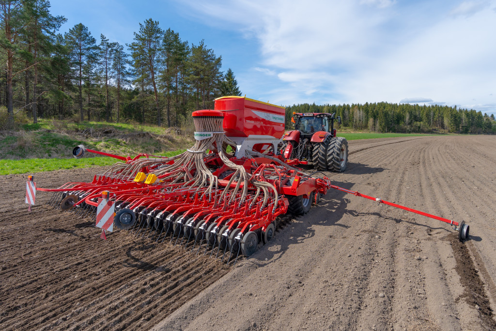 The new TERRASEM CLASSIC impresses with precise seed placement