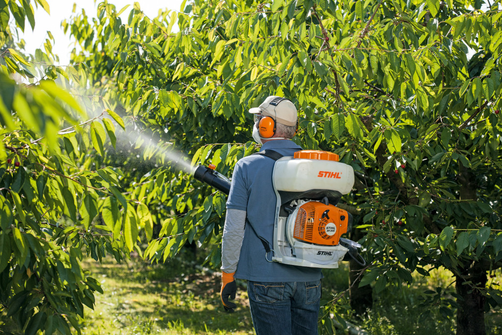 STIHL  SR200