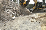 wMB-HDS323_Caterpillar-325_Germany_Recycling_Concrete-and-demolition-waste-(2)